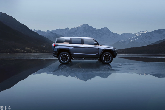 猛士智能越野架构M TECH荣获第三届《中国汽车风云盛典》评委会特别奖